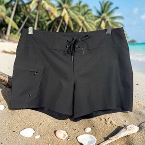 Athleta active shorts Size 6